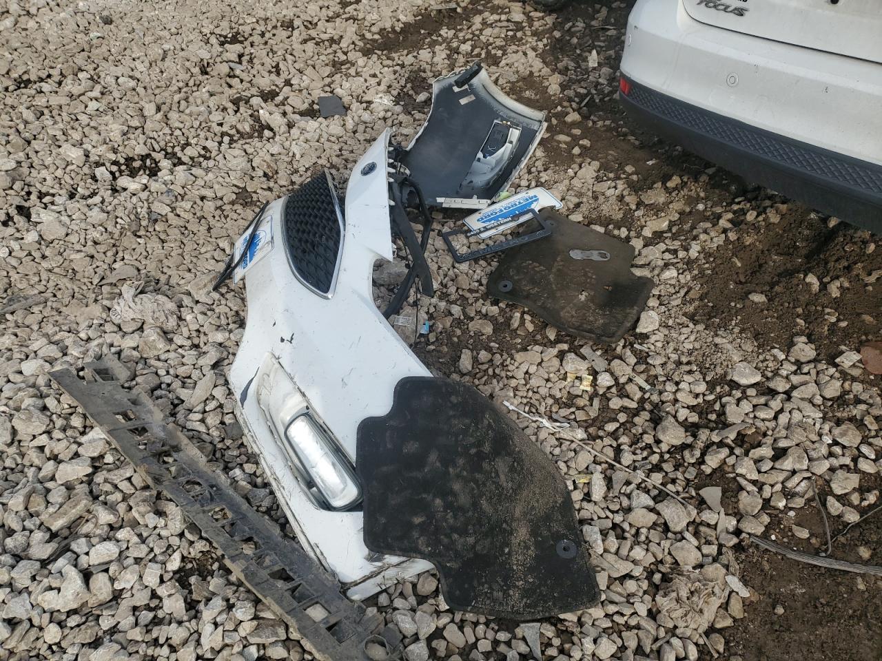 2017 Ford Focus Sel VIN: 1FADP3H28HL302382 Lot: 85692345