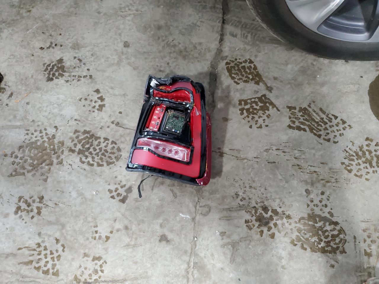 2020 Ram 1500 Laramie VIN: 1C6SRFJT0LN379333 Lot: 86251245