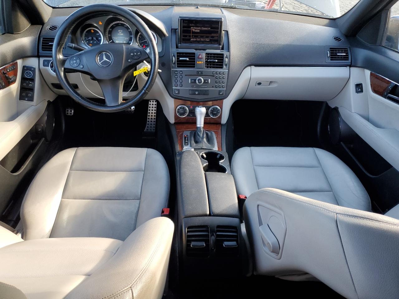 2011 Mercedes-Benz C 300 VIN: WDDGF5EB2BR161393 Lot: 82318225