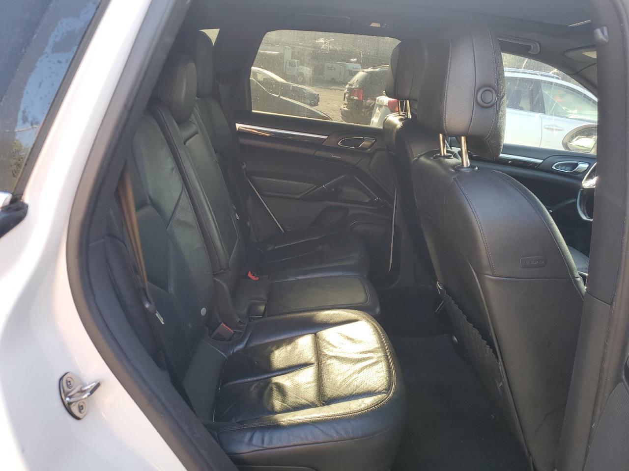 2014 Porsche Cayenne VIN: WP1AA2A27ELA93729 Lot: 84460435