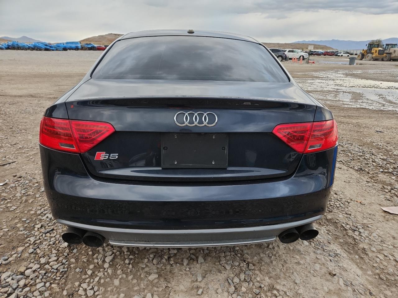 2014 Audi S5 Premium Plus VIN: WAUCGAFR1EA009373 Lot: 86507885