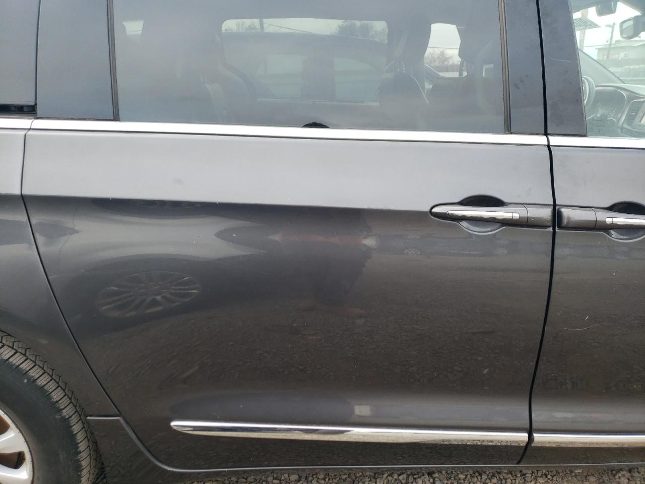 2017 Chrysler Pacifica Touring L VIN: 2C4RC1BG2HR621384 Lot: 90445815