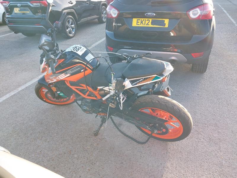 2017 KTM 390 DUKE 17  for sale at Copart SANDWICH