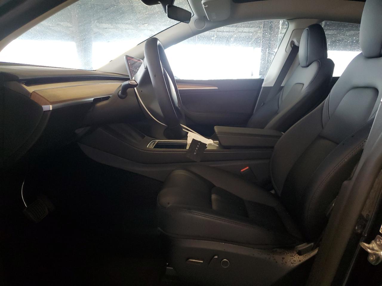 2025 Tesla Model Y VIN: 7SAYGDEE5SF285165 Lot: 84231255