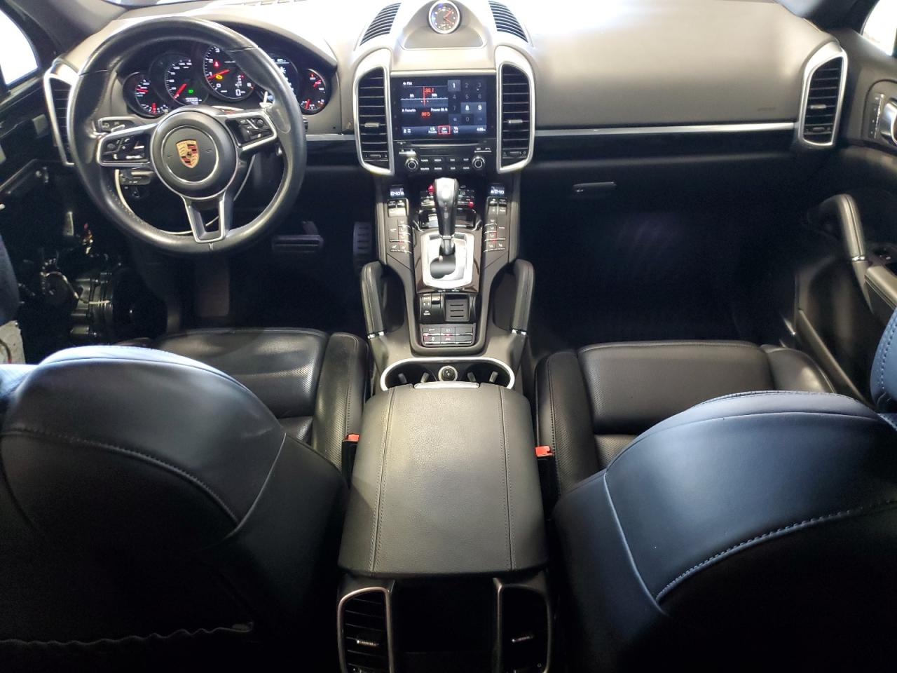 2018 Porsche Cayenne VIN: WP1AA2A2XJKA00833 Lot: 87026325