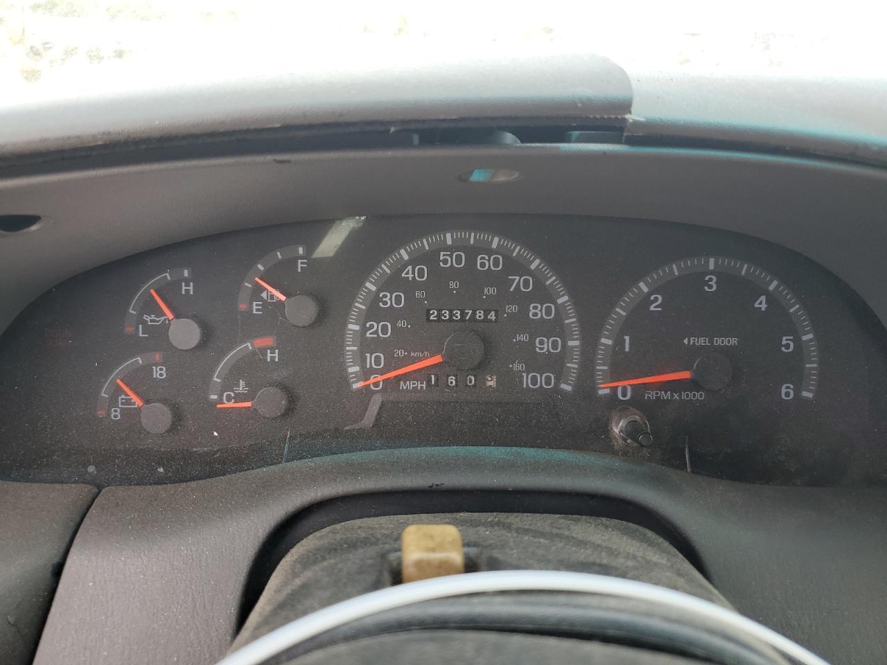 1998 Ford F150 VIN: 1FTDX172XWNA12453 Lot: 85690415