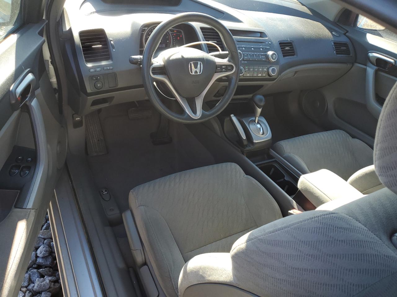 2009 Honda Civic Lx VIN: 2HGFG126X9H517300 Lot: 86104705
