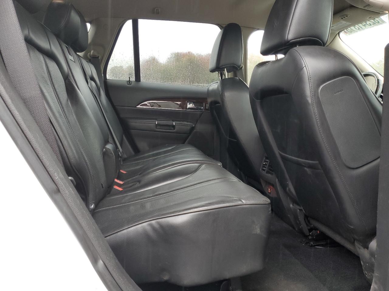 2011 Lincoln Mkx VIN: 2LMDJ8JKXBBJ30995 Lot: 82341815