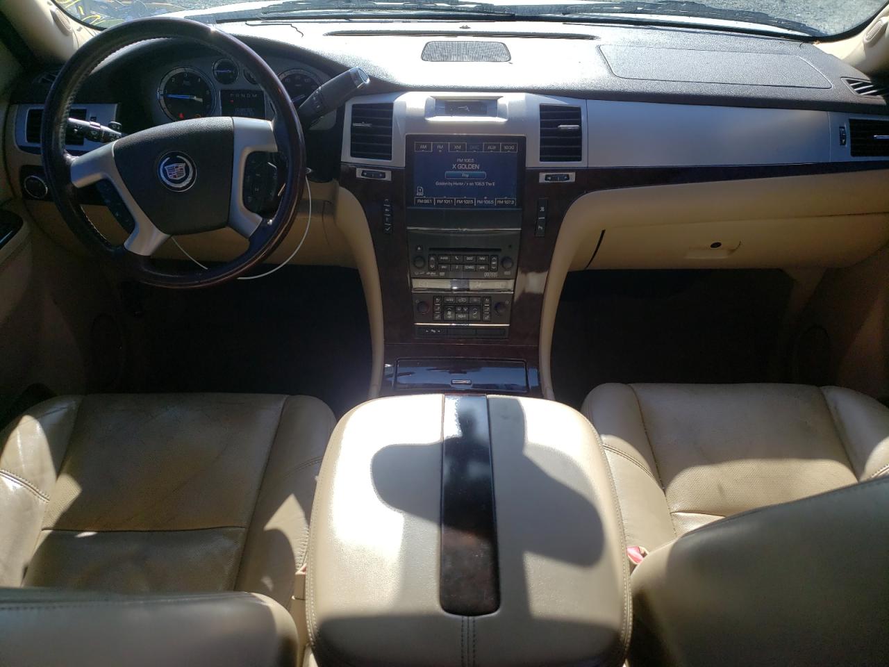 2011 Cadillac Escalade Luxury VIN: 1GYS4BEF2BR137407 Lot: 86196395