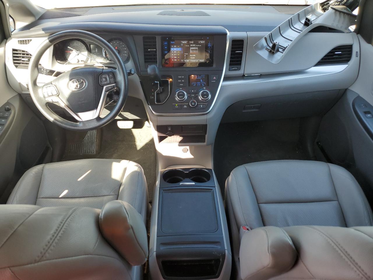 2015 Toyota Sienna Le VIN: 5TDKK3DC1FS602128 Lot: 81999585