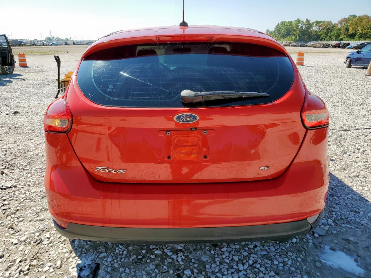 2017 Ford Focus Se VIN: 1FADP3K21HL217862 Lot: 84630615