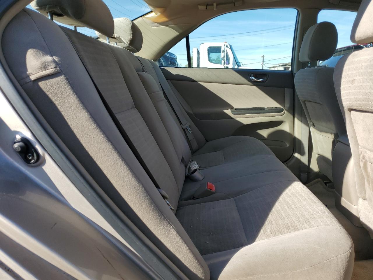 2005 Toyota Camry Le VIN: 4T1BE32K05U522228 Lot: 81995035