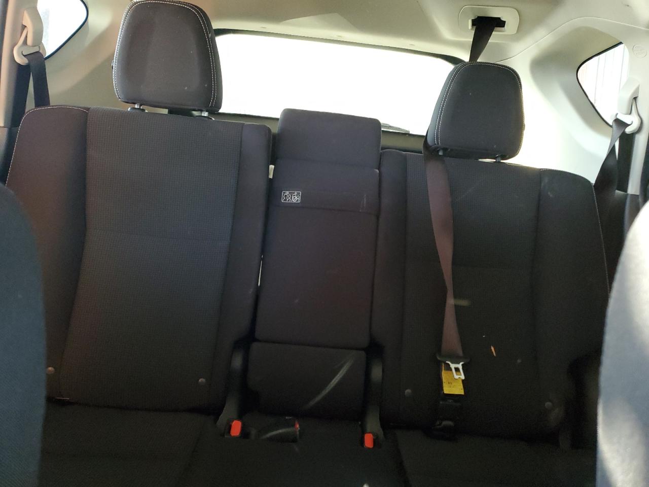 2017 Toyota Rav4 Hv Le VIN: JTMRJREV4HD101415 Lot: 85363175