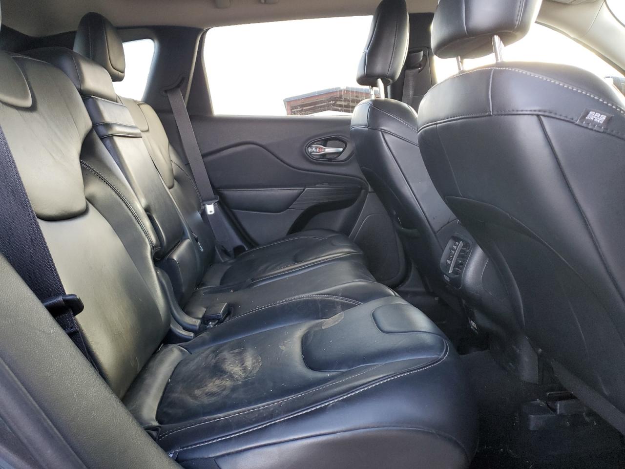 2015 Jeep Cherokee Limited VIN: 1C4PJMDS8FW678483 Lot: 90122475