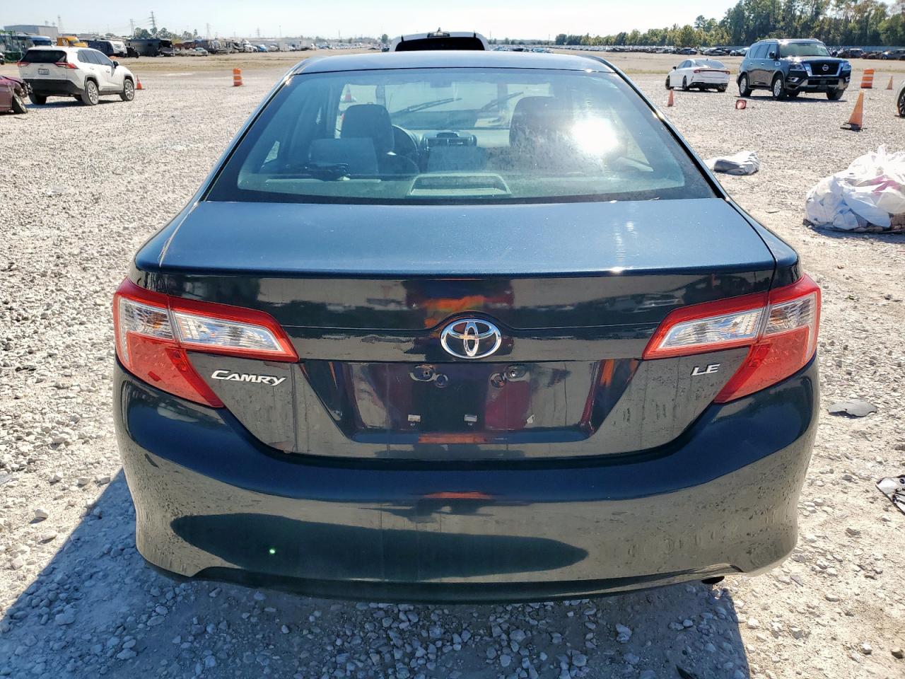 2014 Toyota Camry L VIN: 4T4BF1FK4ER380872 Lot: 90645405