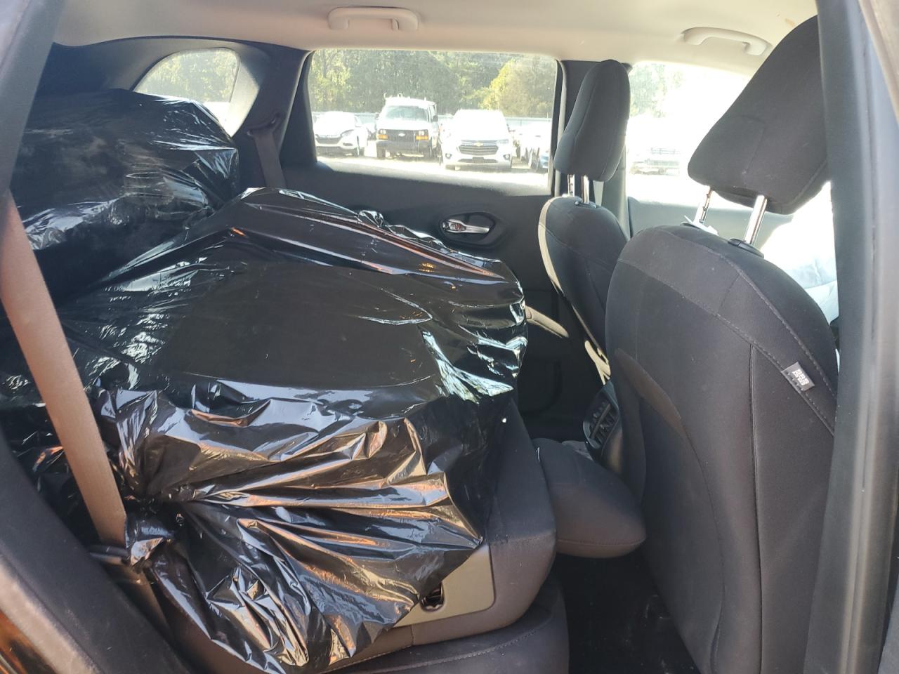 2019 Jeep Cherokee Latitude VIN: 1C4PJLCB5KD340346 Lot: 86436395