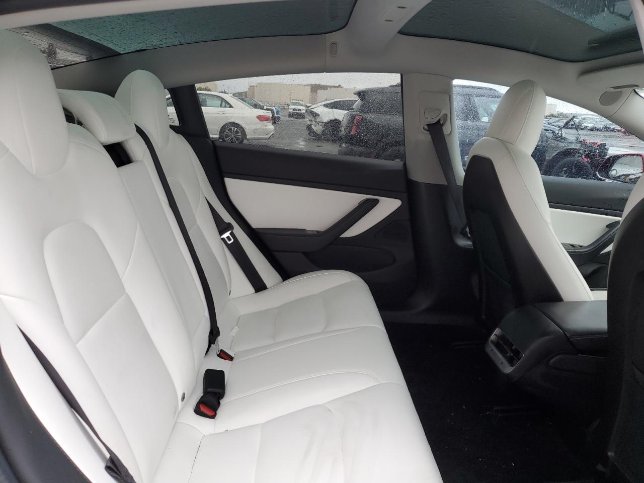 2019 Tesla Model 3 VIN: 5YJ3E1EA3KF417865 Lot: 84894905