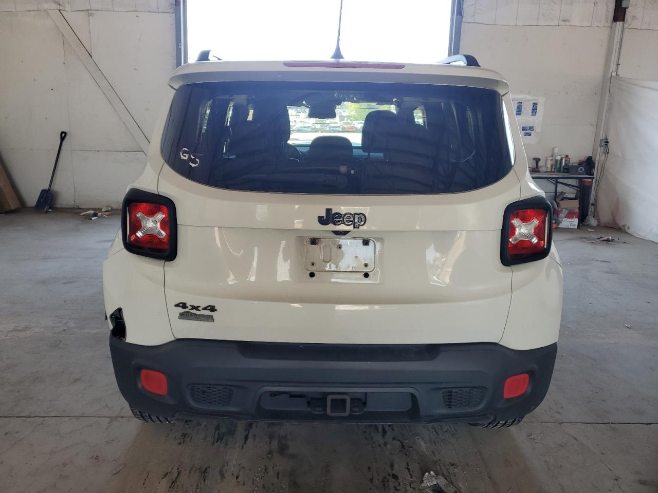 2017 Jeep Renegade Latitude VIN: ZACCJBBB0HPE85444 Lot: 84538345