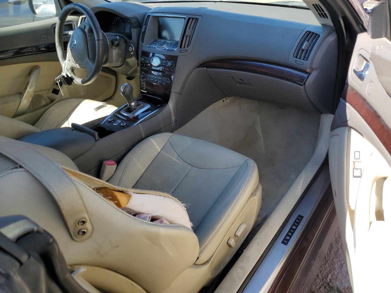 2010 Infiniti G37 Base VIN: JN1CV6FE8AM352907 Lot: 82565525