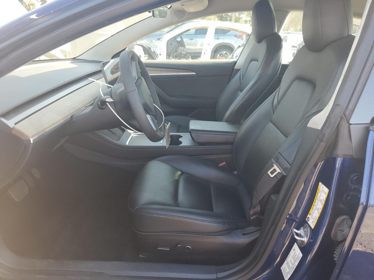 2022 Tesla Model 3 VIN: 5YJ3E1EB8NF305169 Lot: 85837455