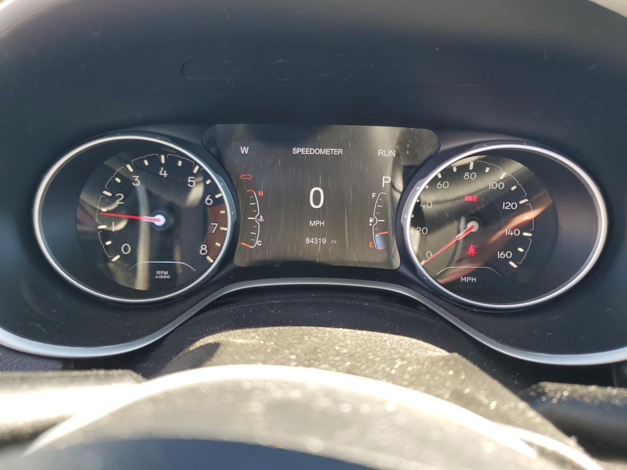 2018 Jeep Compass Latitude VIN: 3C4NJDBBXJT323940 Lot: 86150315