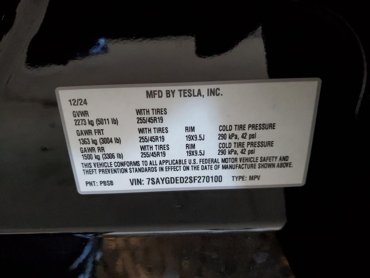 2025 Tesla Model Y VIN: 7SAYGDED2SF270100 Lot: 82744585