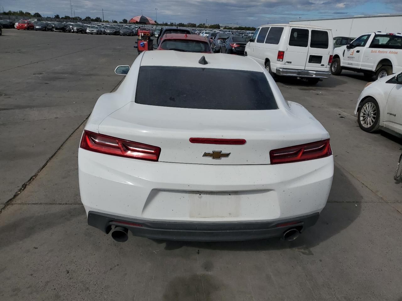 2018 Chevrolet Camaro Lt VIN: 1G1FB1RX7J0116087 Lot: 81961935