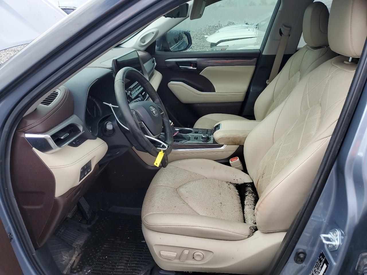 2021 Toyota Highlander Platinum VIN: 5TDFZRBH5MS103408 Lot: 86322085