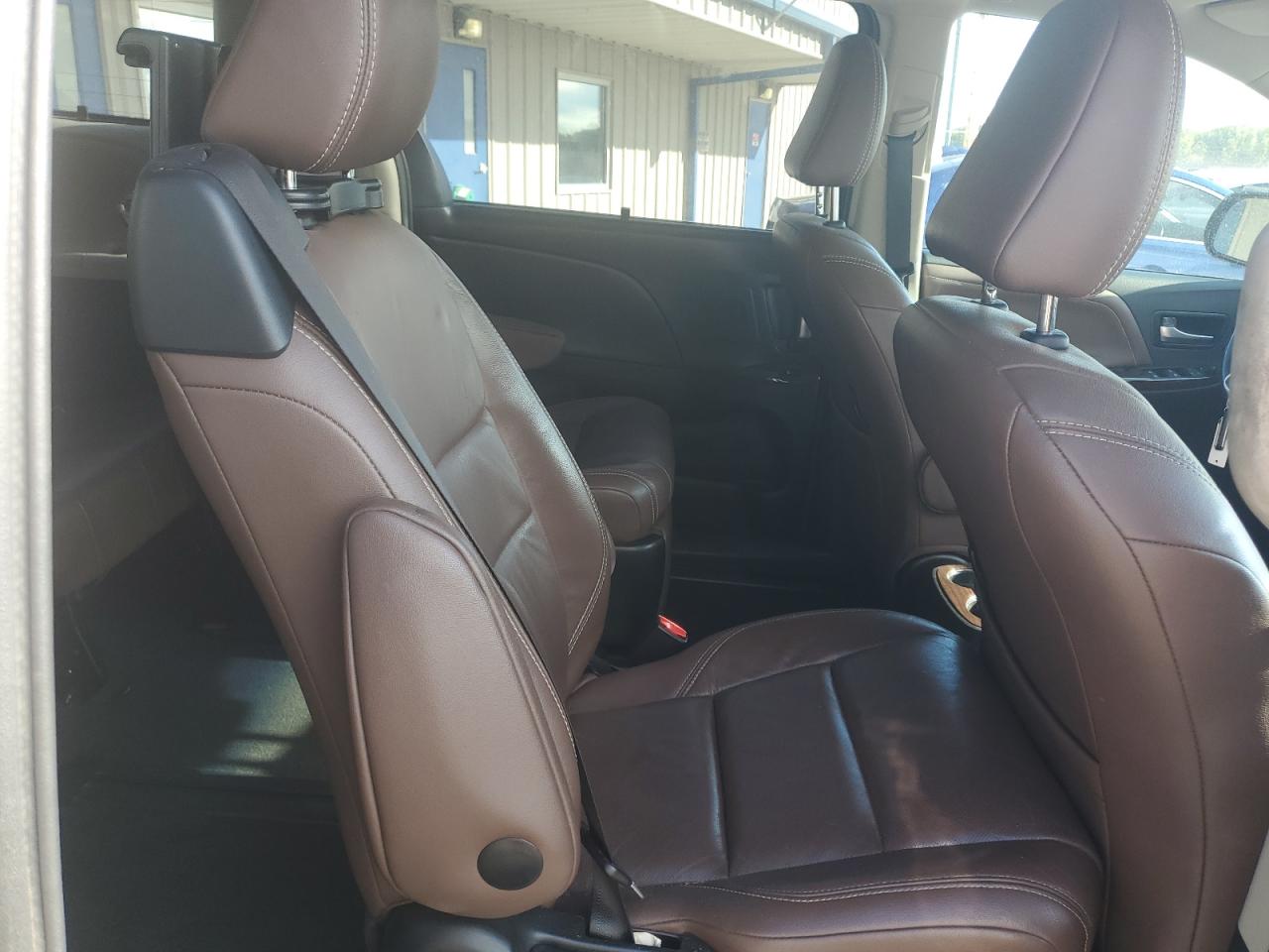 2017 Toyota Sienna Xle VIN: 5TDYZ3DC1HS835029 Lot: 85296425