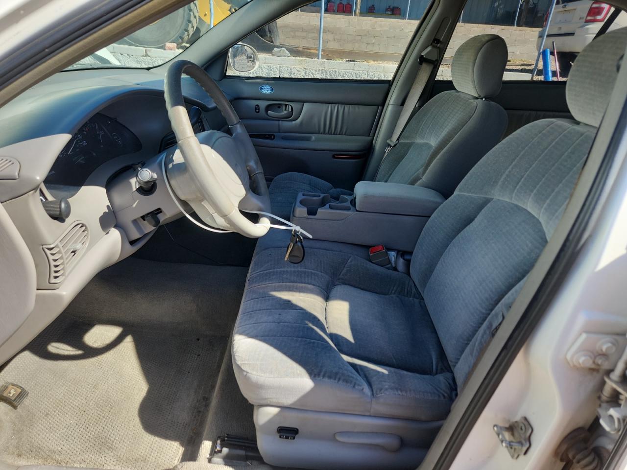2005 Buick Century Custom VIN: 2G4WS52J251111647 Lot: 84572125