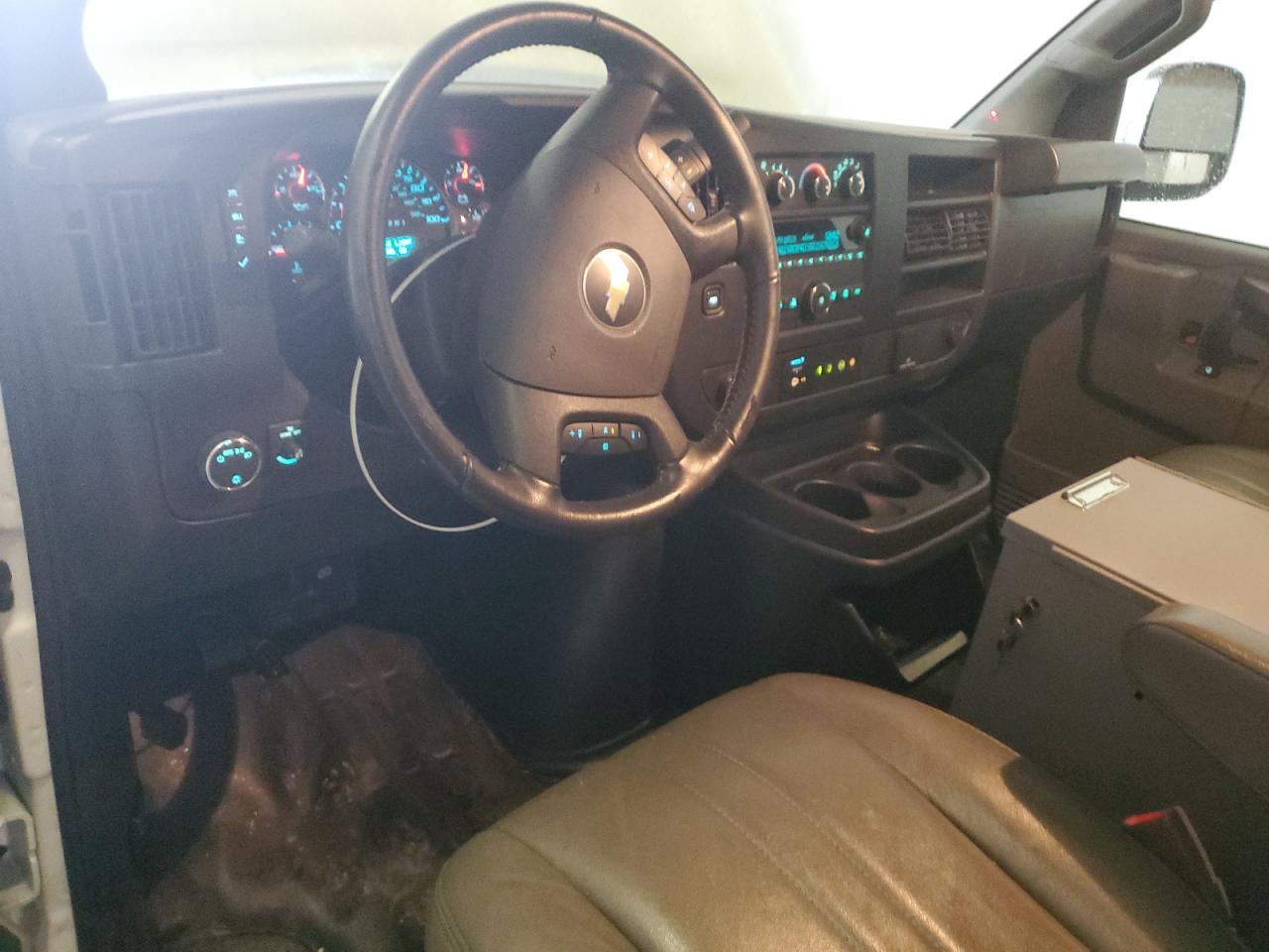 2023 Chevrolet Express Utility / Service Van VIN: 1GCWGAFP9P1148622 Lot: 89816195