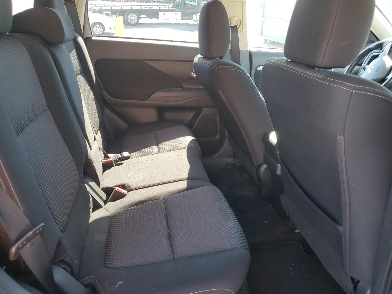 2017 Mitsubishi Outlander Es VIN: JA4AZ2A37HZ023601 Lot: 86717855