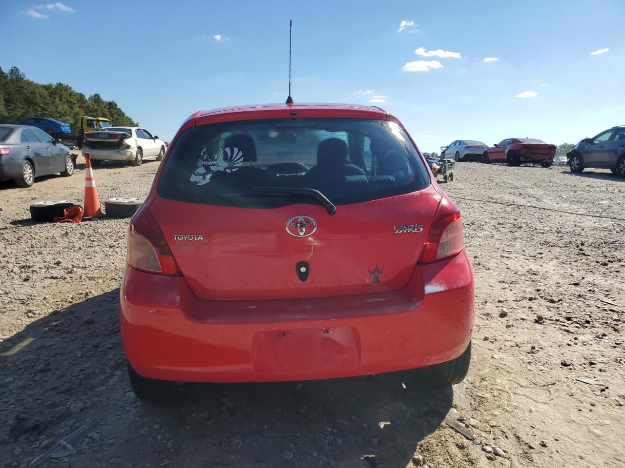 2008 Toyota Yaris VIN: JTDJT923285177669 Lot: 86220915