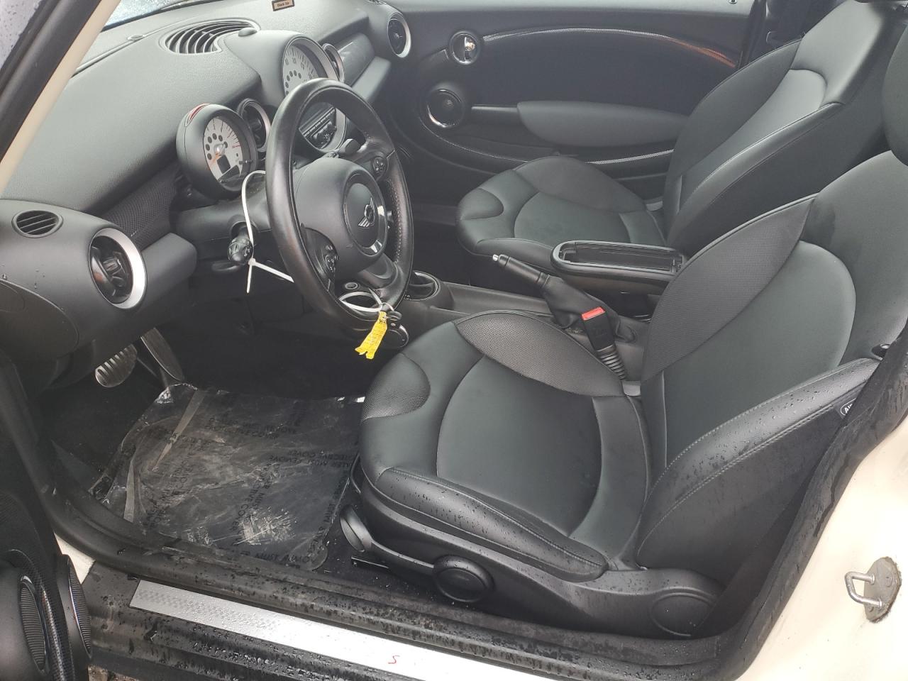 2011 Mini Cooper S VIN: WMWSV3C59BTY11121 Lot: 84941235