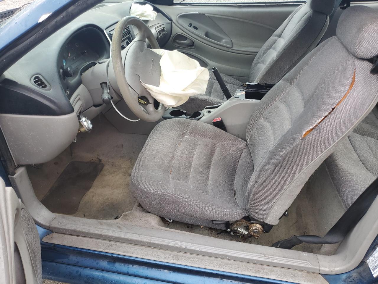 1998 Ford Mustang VIN: 1FAFP4042WF149022 Lot: 82304375