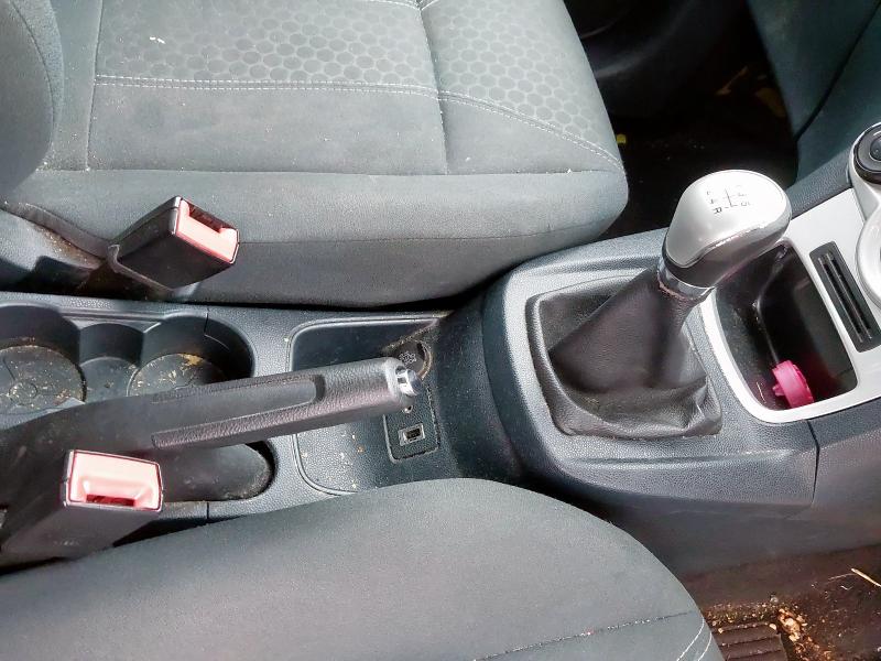 2011 FORD FIESTA TITANIUM 