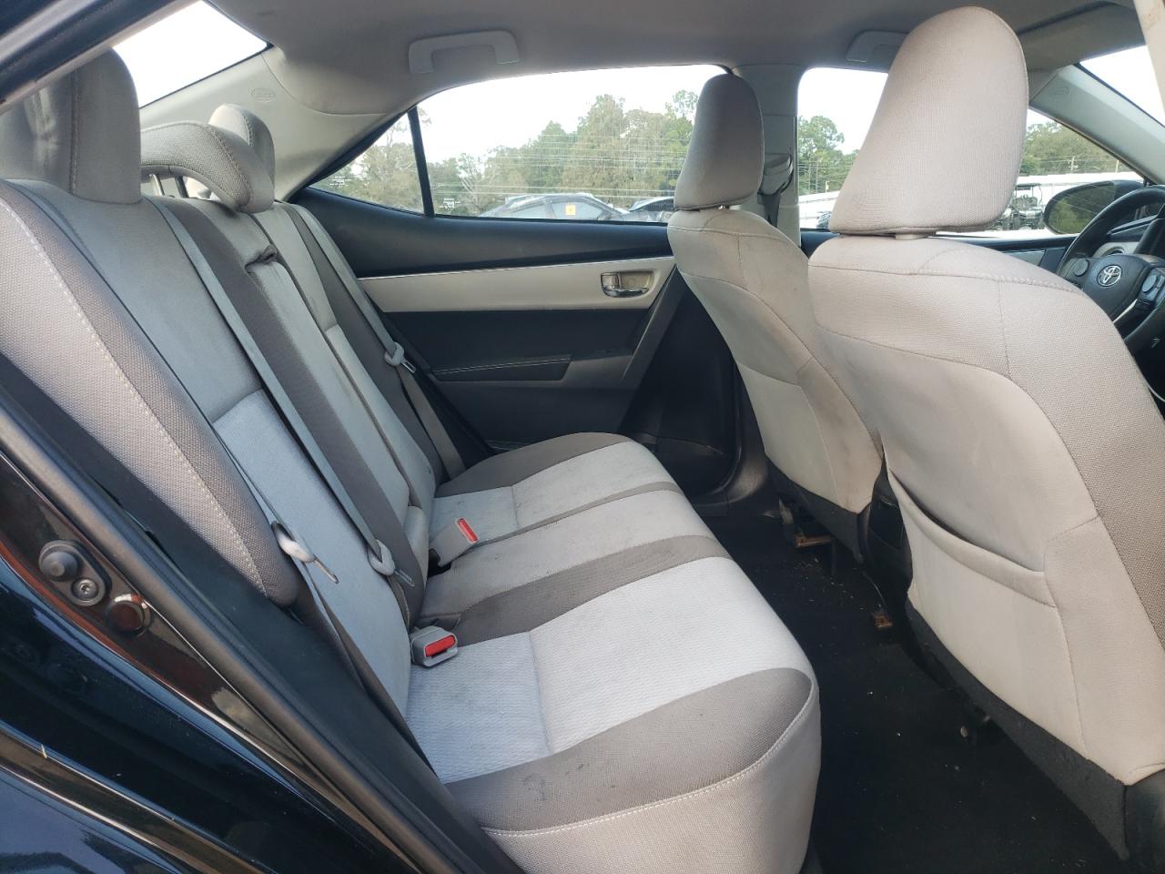 2017 Toyota Corolla L VIN: 5YFBURHE7HP736968 Lot: 85124075