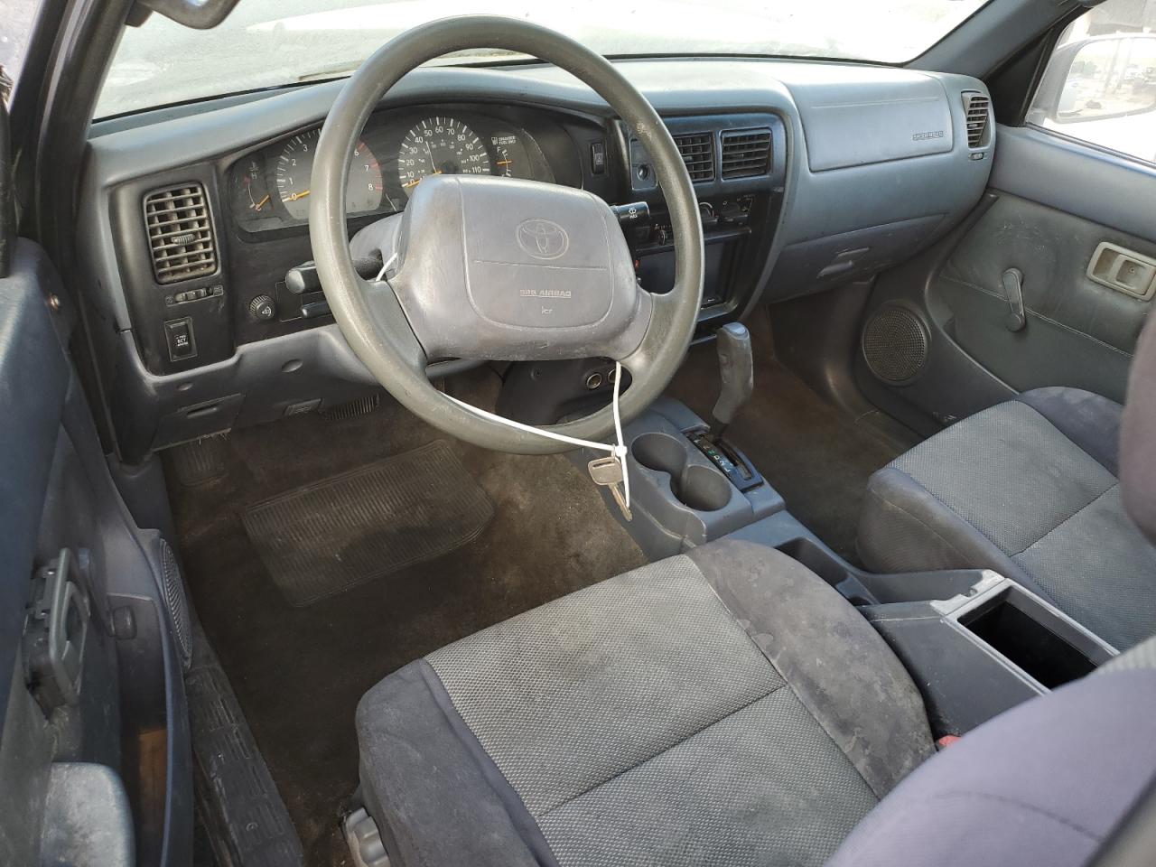 1999 Toyota Tacoma Prerunner VIN: 4TANM92N0XZ458484 Lot: 86821585