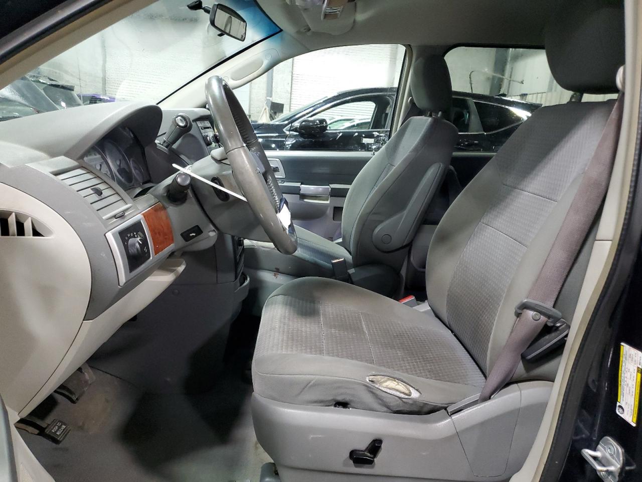 2008 Chrysler Town & Country Touring VIN: 2A8HR54P18R671474 Lot: 85538045