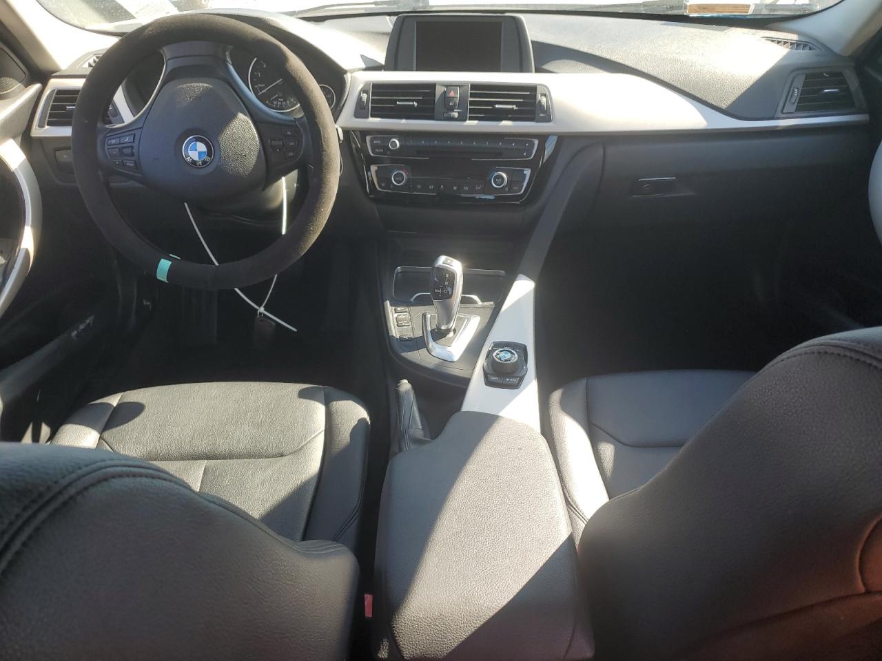 2016 BMW 320 I VIN: WBA8A9C53GK616797 Lot: 85288515