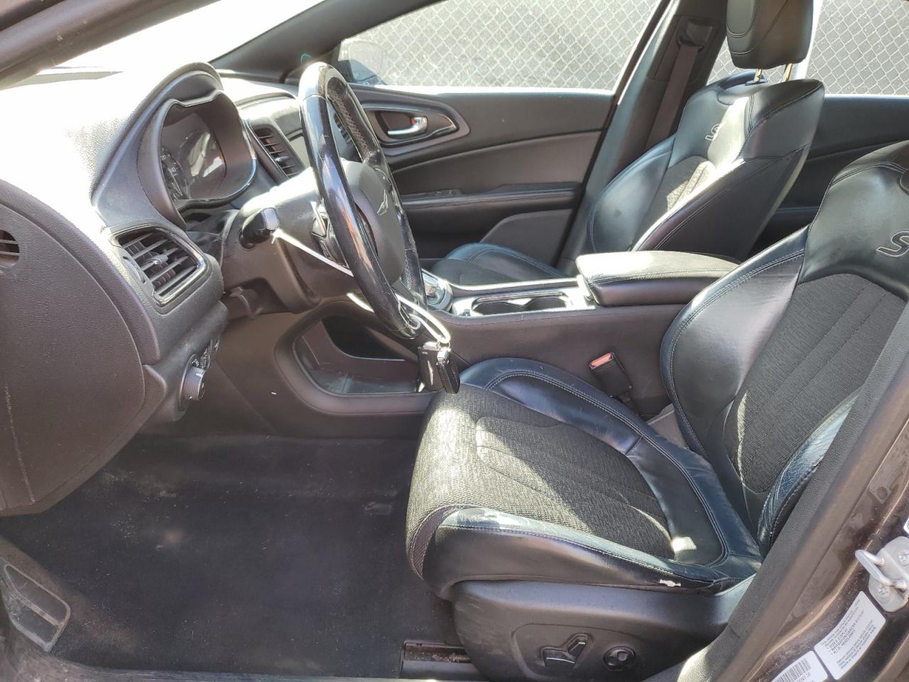 2015 Chrysler 200 S VIN: 1C3CCCBB6FN542014 Lot: 85591305
