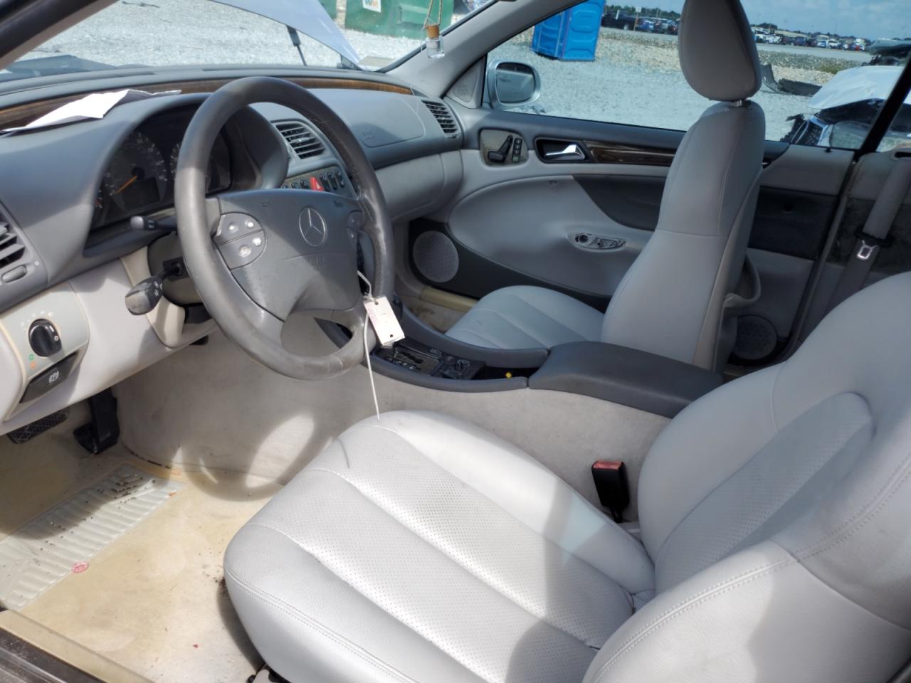 2002 Mercedes-Benz Clk 430 VIN: WDBLK70G32T103569 Lot: 84954505