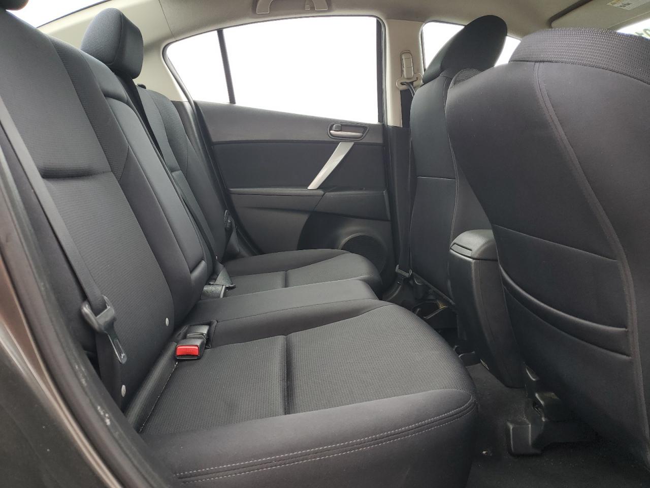 2010 Mazda 3 S VIN: JM1BL1S67A1108554 Lot: 85339145