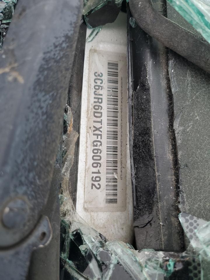 2015 Ram 1500 St VIN: 3C6JR6DTXFG606192 Lot: 82327625