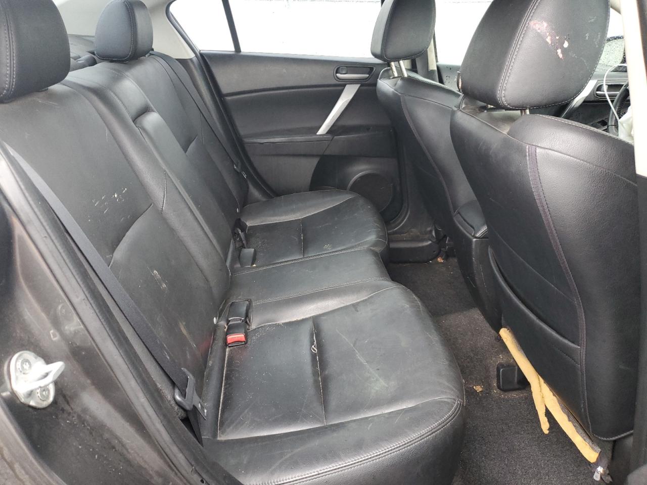 2010 Mazda 3 S VIN: JM1BL1S64A1239909 Lot: 90632805