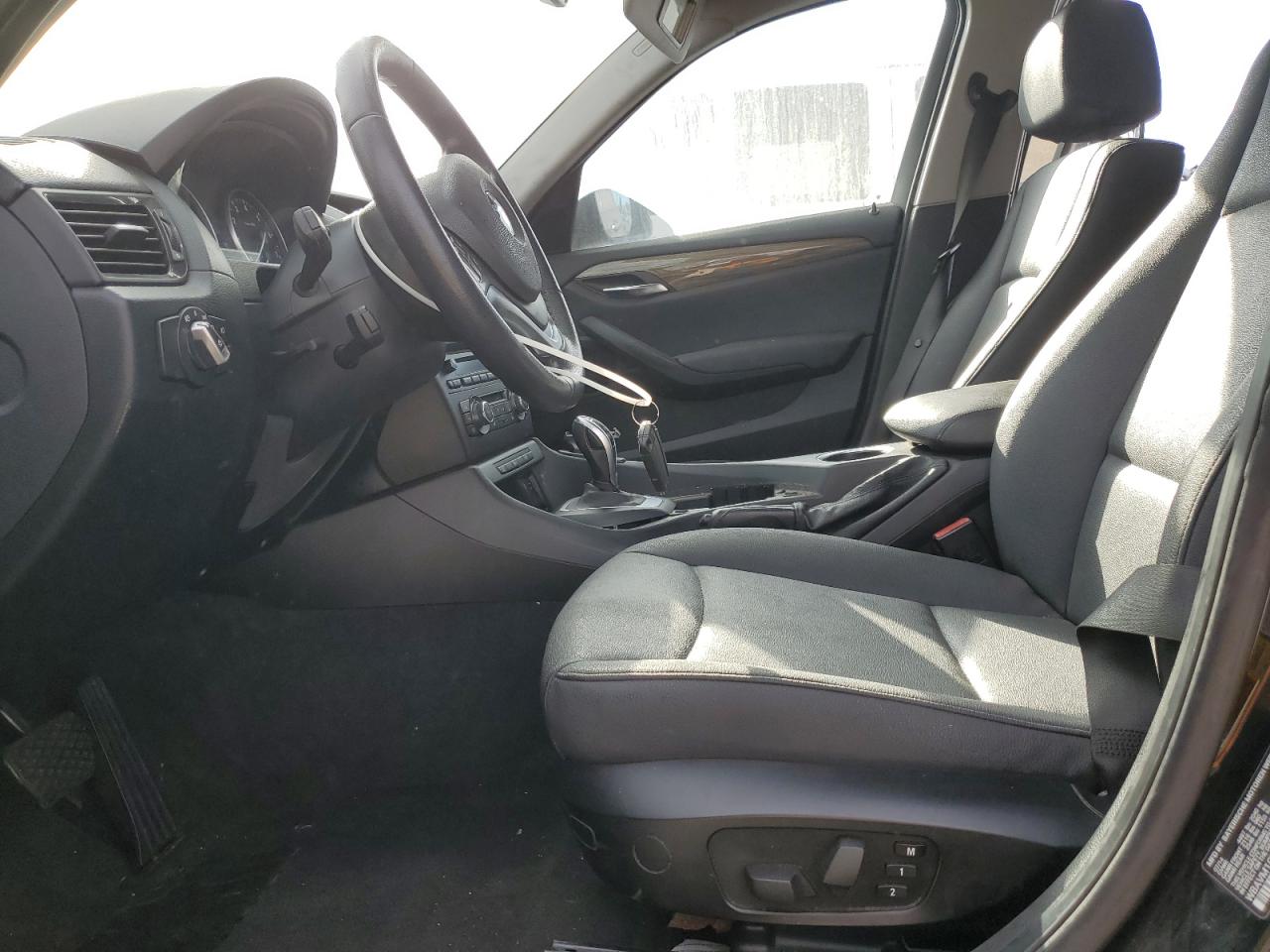 2015 BMW X1 Sdrive28I VIN: WBAVM1C57FVZ94548 Lot: 86253155