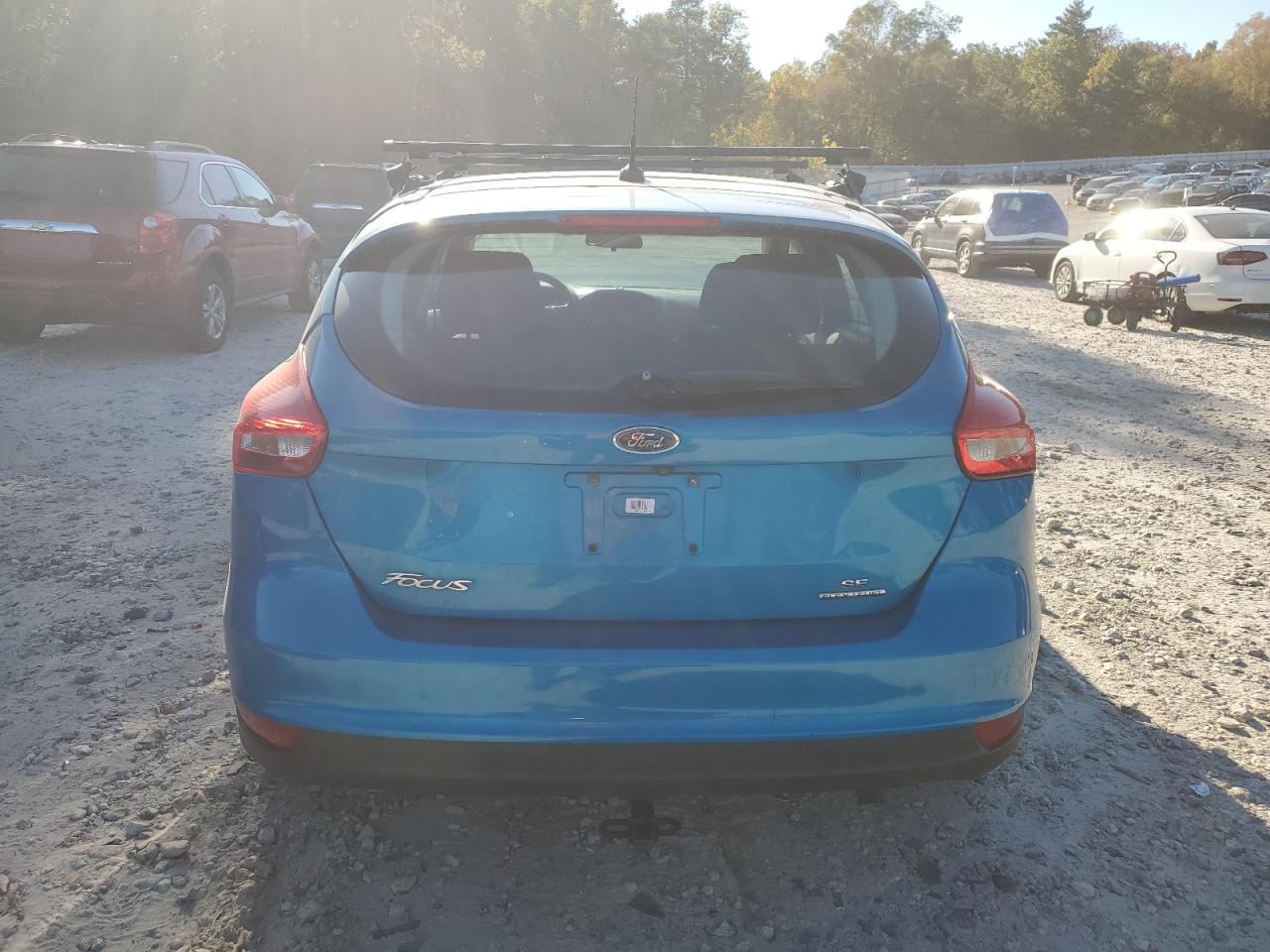 2015 Ford Focus Se VIN: 1FADP3K26FL249400 Lot: 84471565