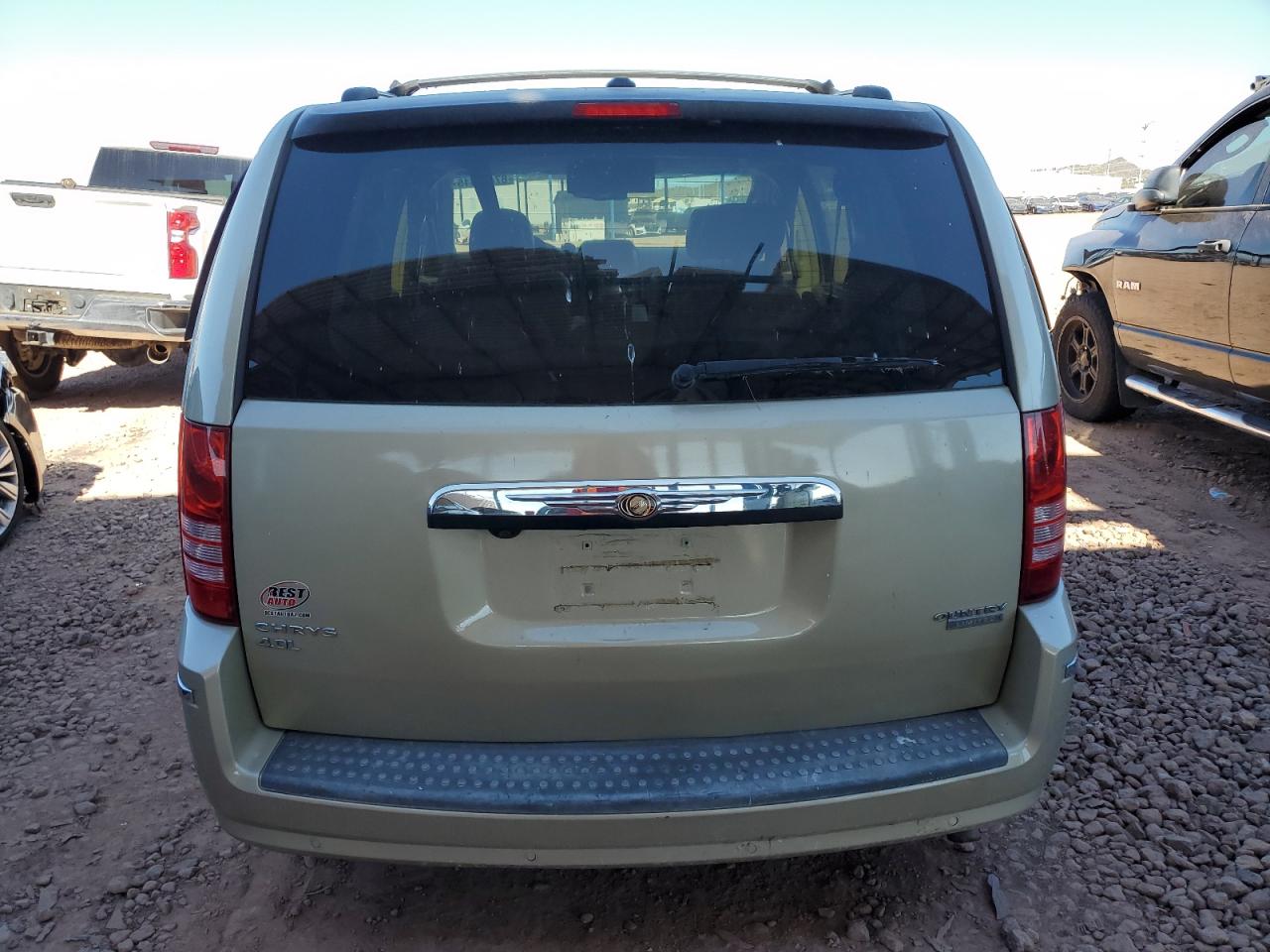 2010 Chrysler Town & Country Limited VIN: 2A4RR7DX7AR333357 Lot: 87427815