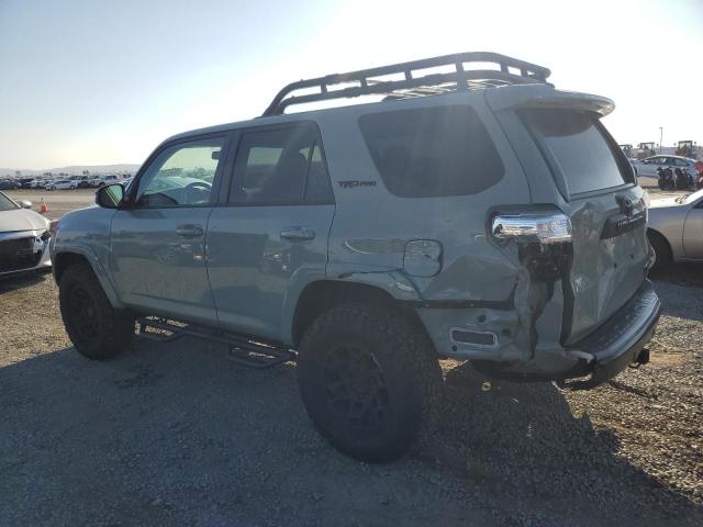  TOYOTA 4RUNNER 2021 Зеленый