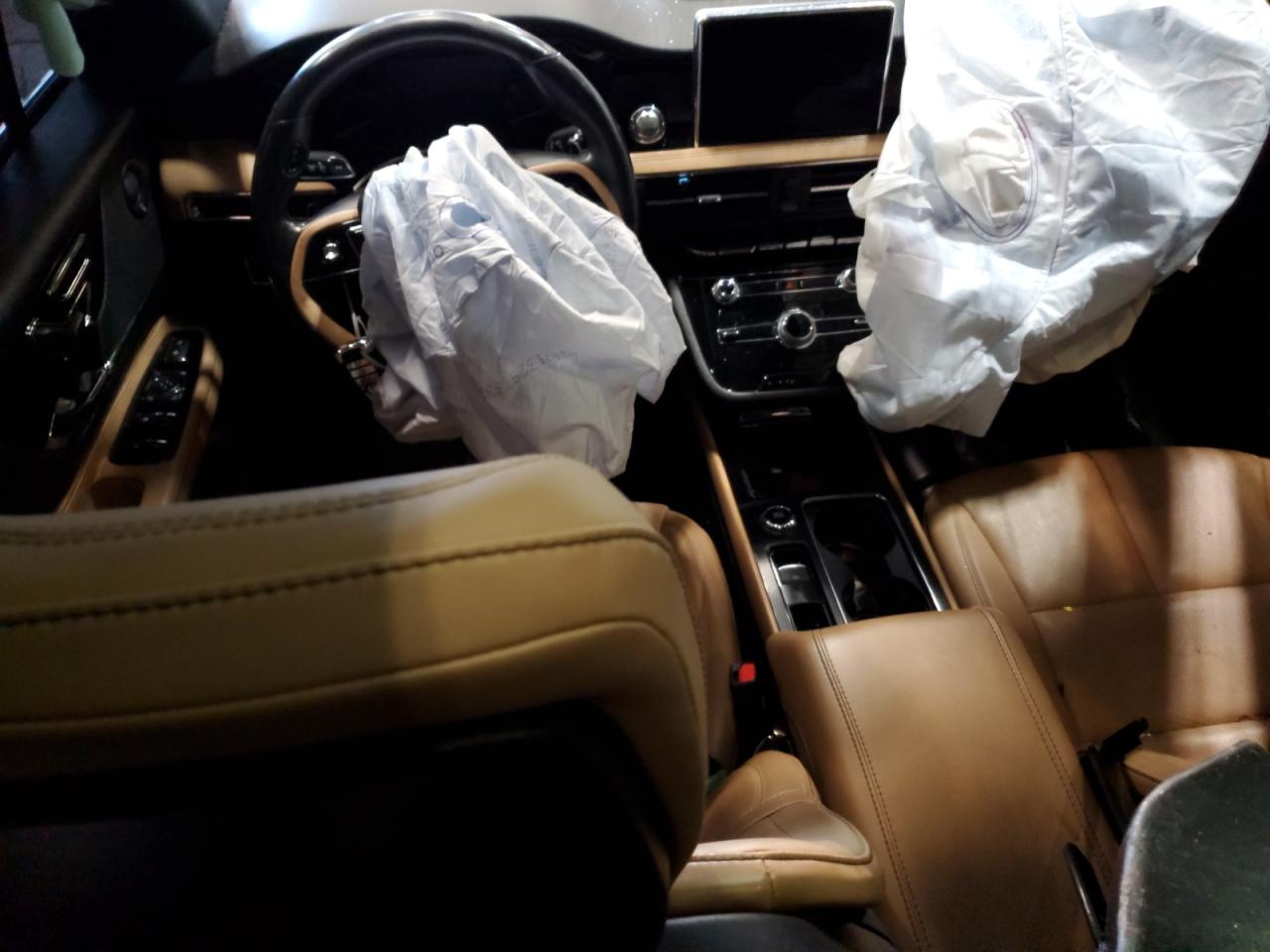 2020 Lincoln Corsair Reserve VIN: 5LMCJ2D94LUL30177 Lot: 81968405